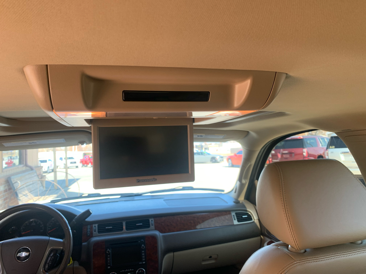 Chevrolet Suburban 2WD 4dr 1500 LT w/2LT 2009