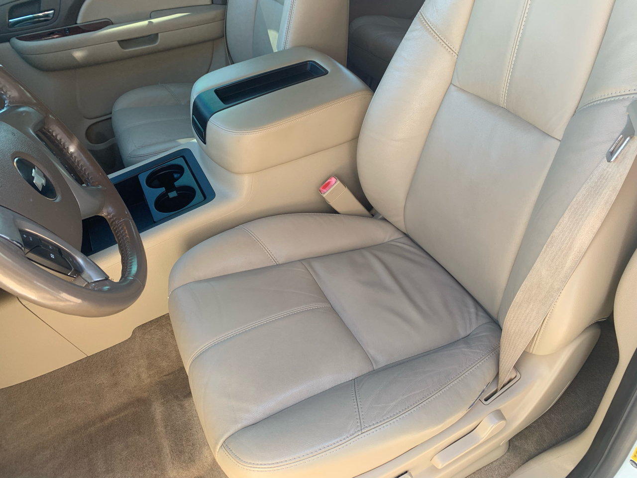 Chevrolet Suburban 2WD 4dr 1500 LT w/2LT 2009