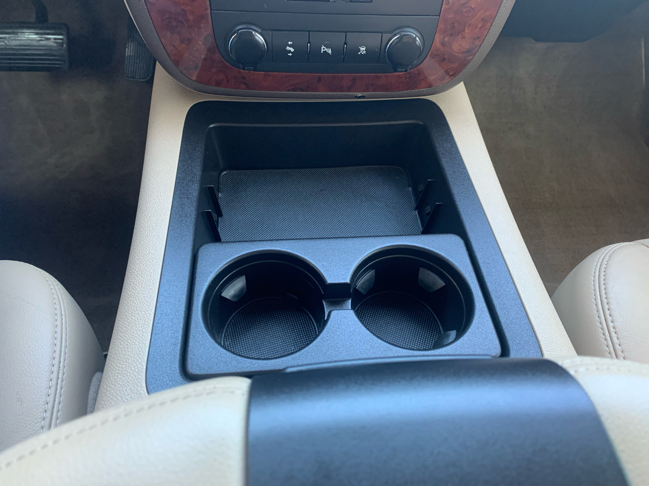 Chevrolet Suburban 2WD 4dr 1500 LT w/2LT 2009