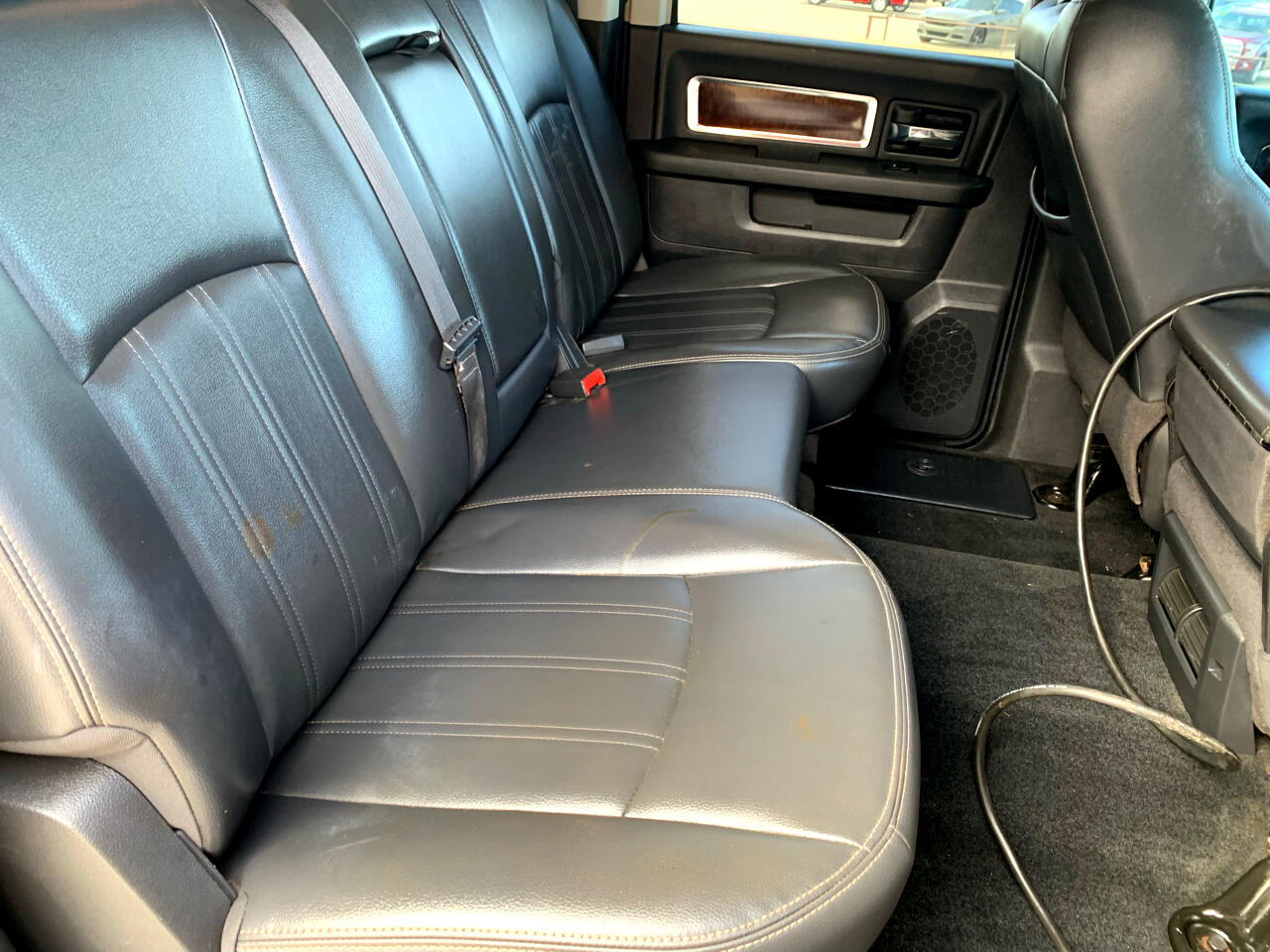 Dodge Ram 3500 4WD Crew Cab 169" Laramie 2010