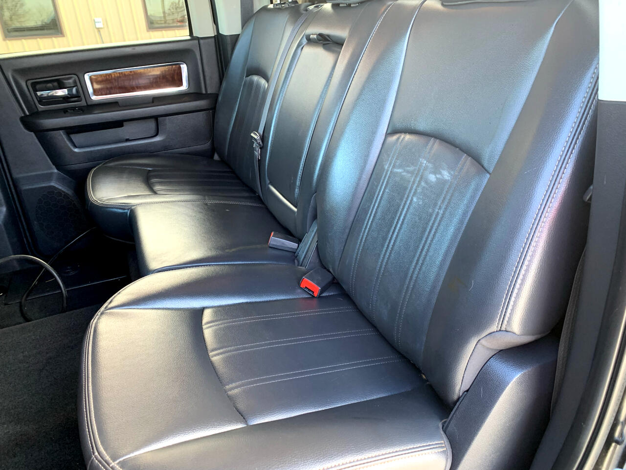 Dodge Ram 3500 4WD Crew Cab 169" Laramie 2010