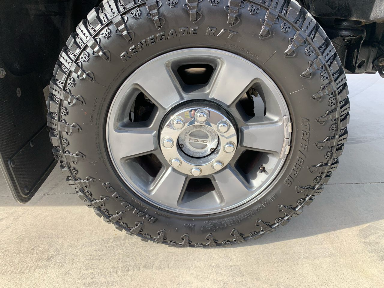 Ford Super Duty F-350 SRW 4WD Crew Cab 156" Lariat 2012