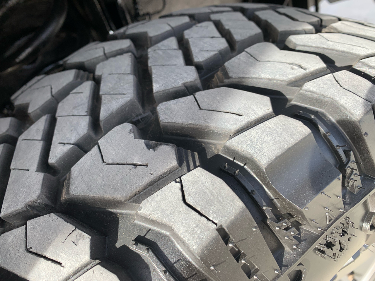 Ford Super Duty F-350 SRW 4WD Crew Cab 156" Lariat 2012