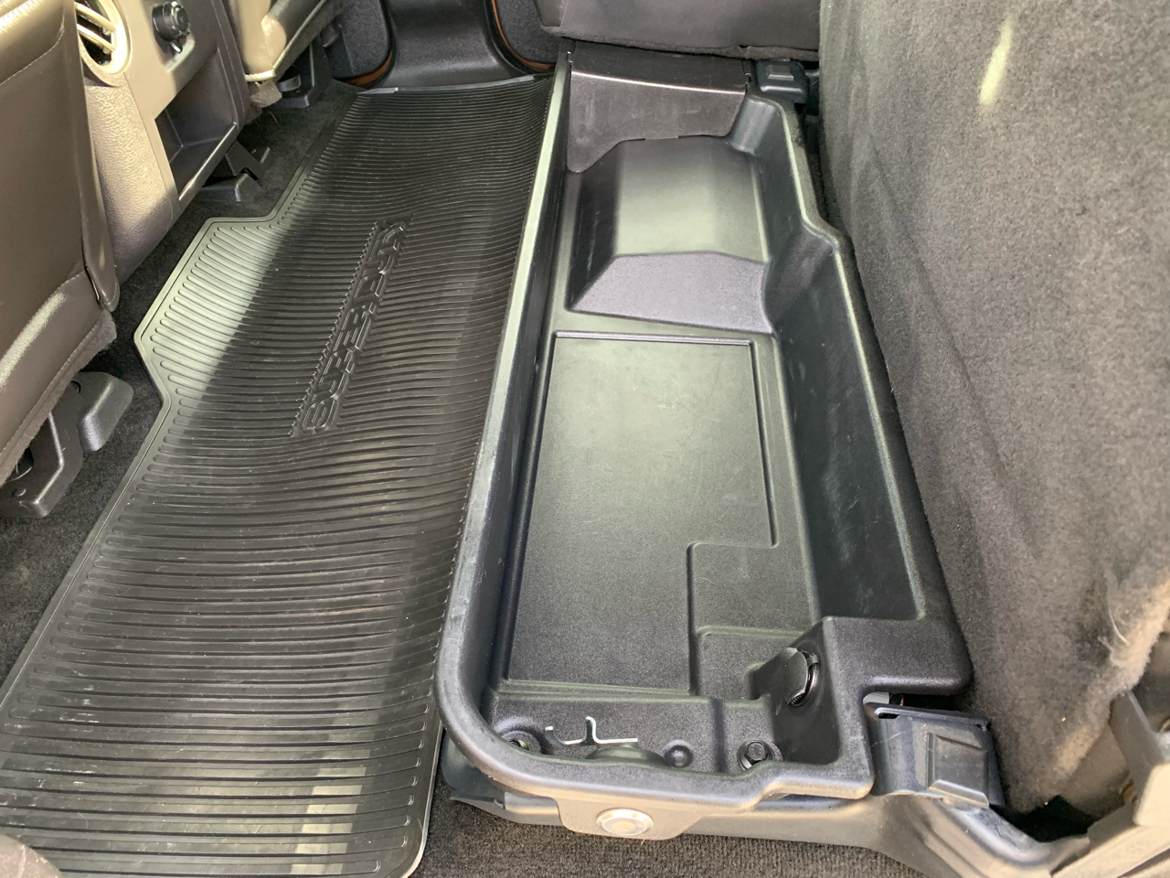 Ford Super Duty F-350 SRW 4WD Crew Cab 156" Lariat 2012