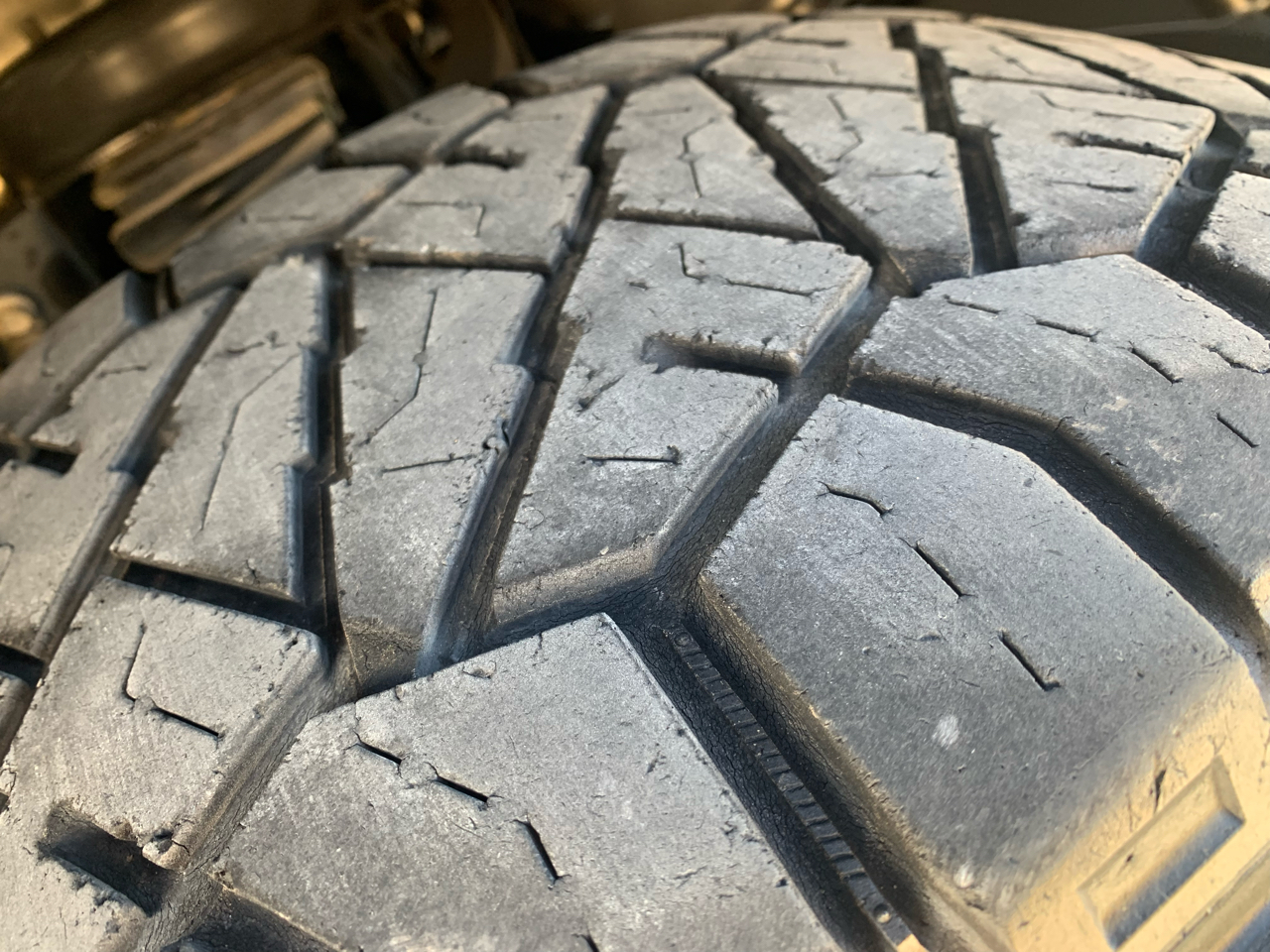 RAM 1500 Laramie 4x4 Crew Cab 5'7" Box 2021