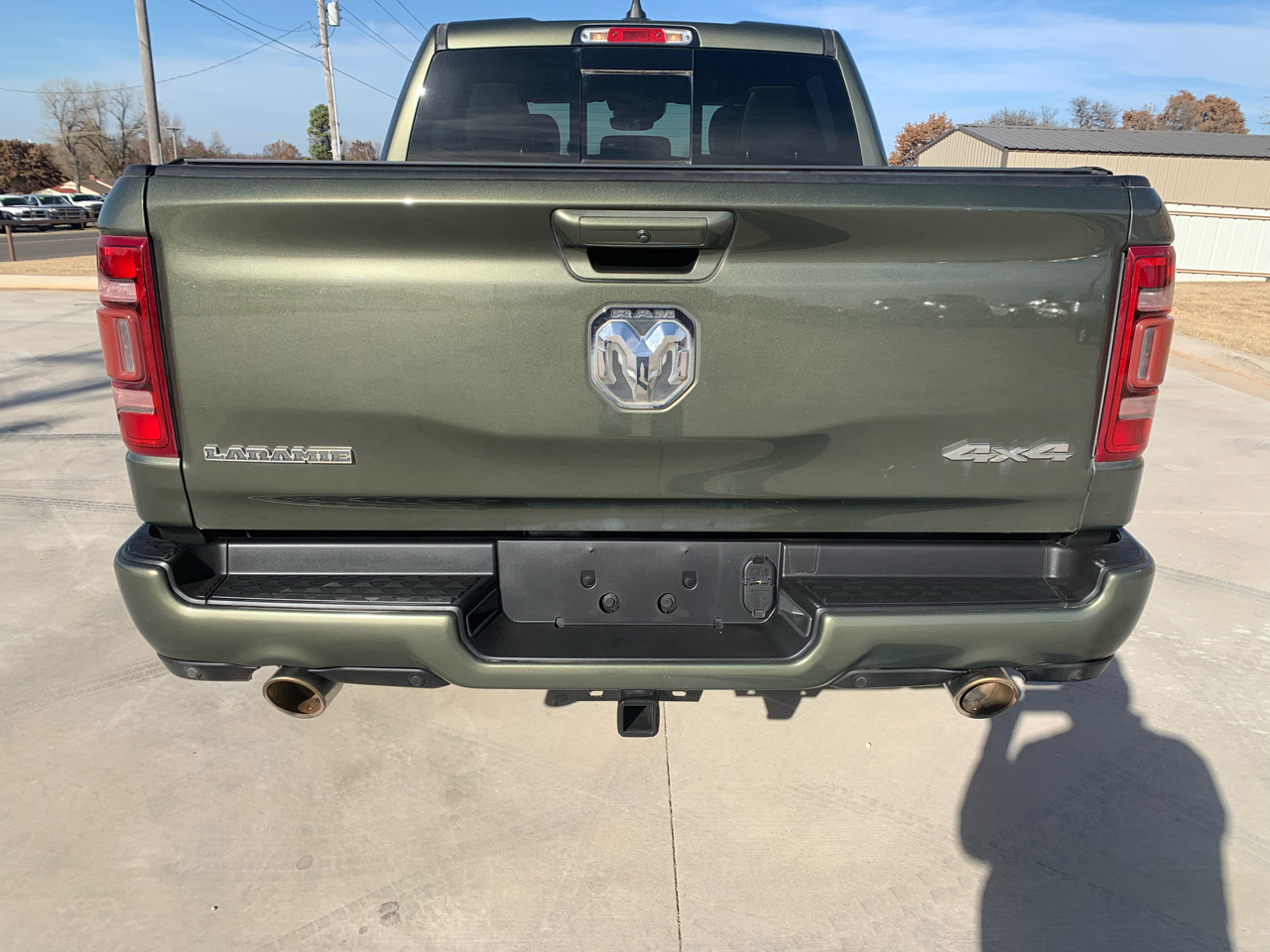 RAM 1500 Laramie 4x4 Crew Cab 5'7" Box 2021