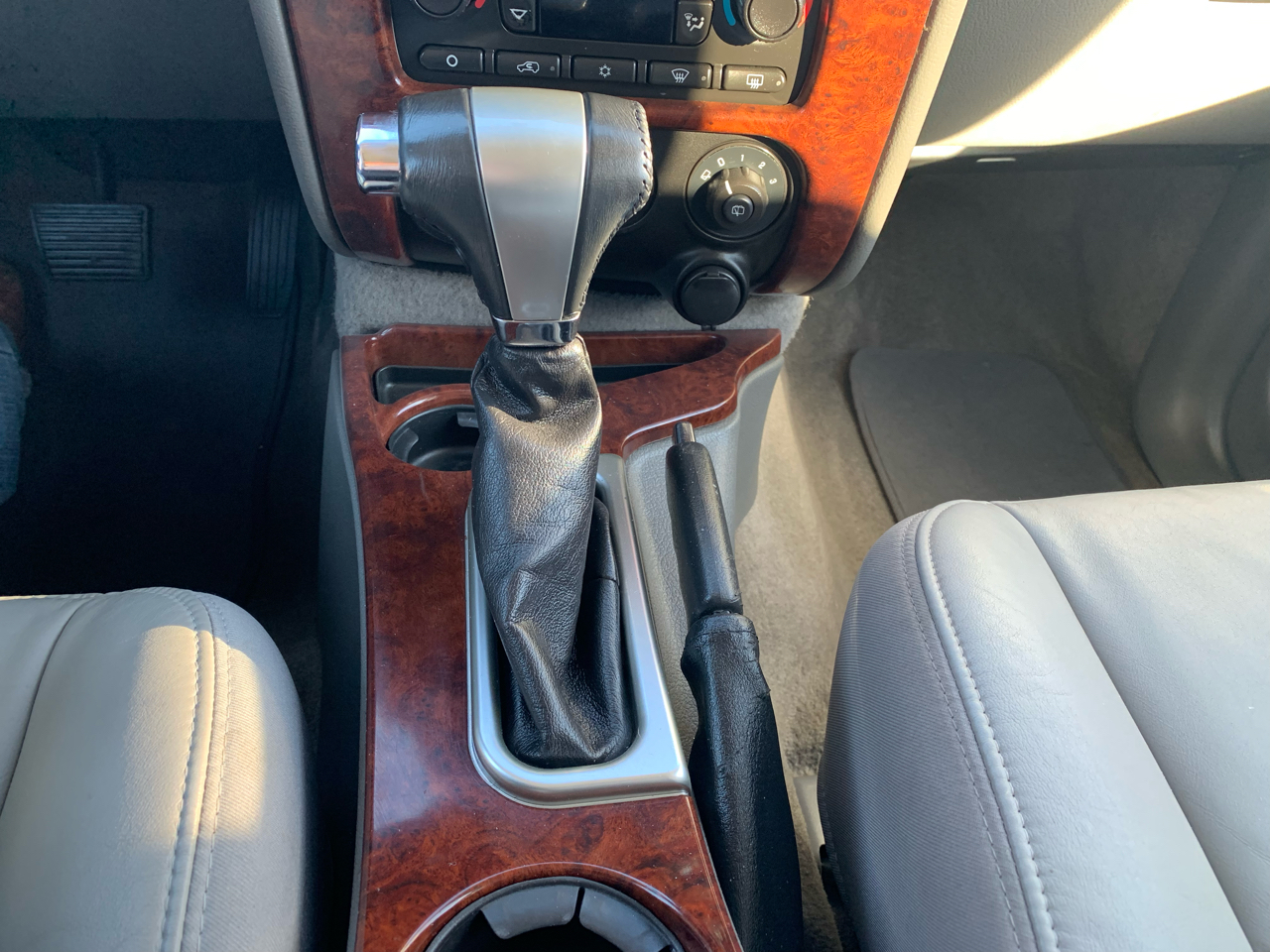 GMC Envoy 4WD 4dr SLT 2008