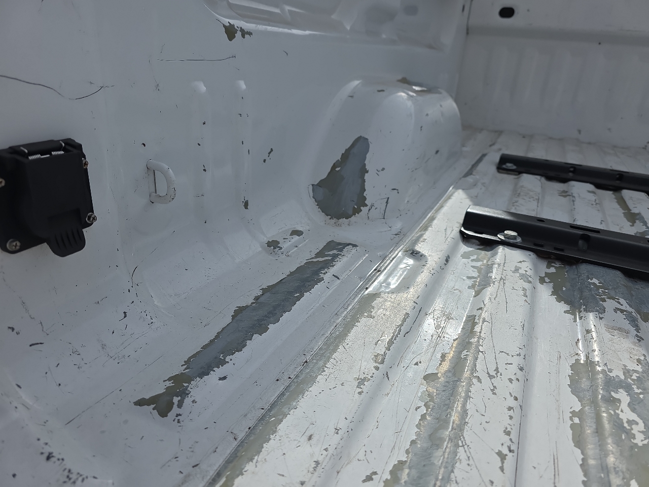 GMC Sierra 2500HD 4WD Crew Cab 153.7" SLT 2011