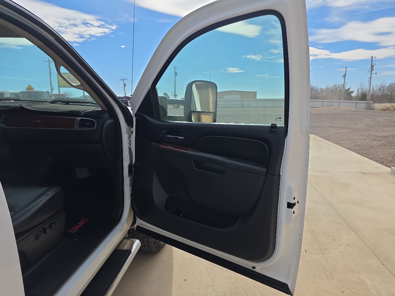 GMC Sierra 2500HD 4WD Crew Cab 153.7" SLT 2011