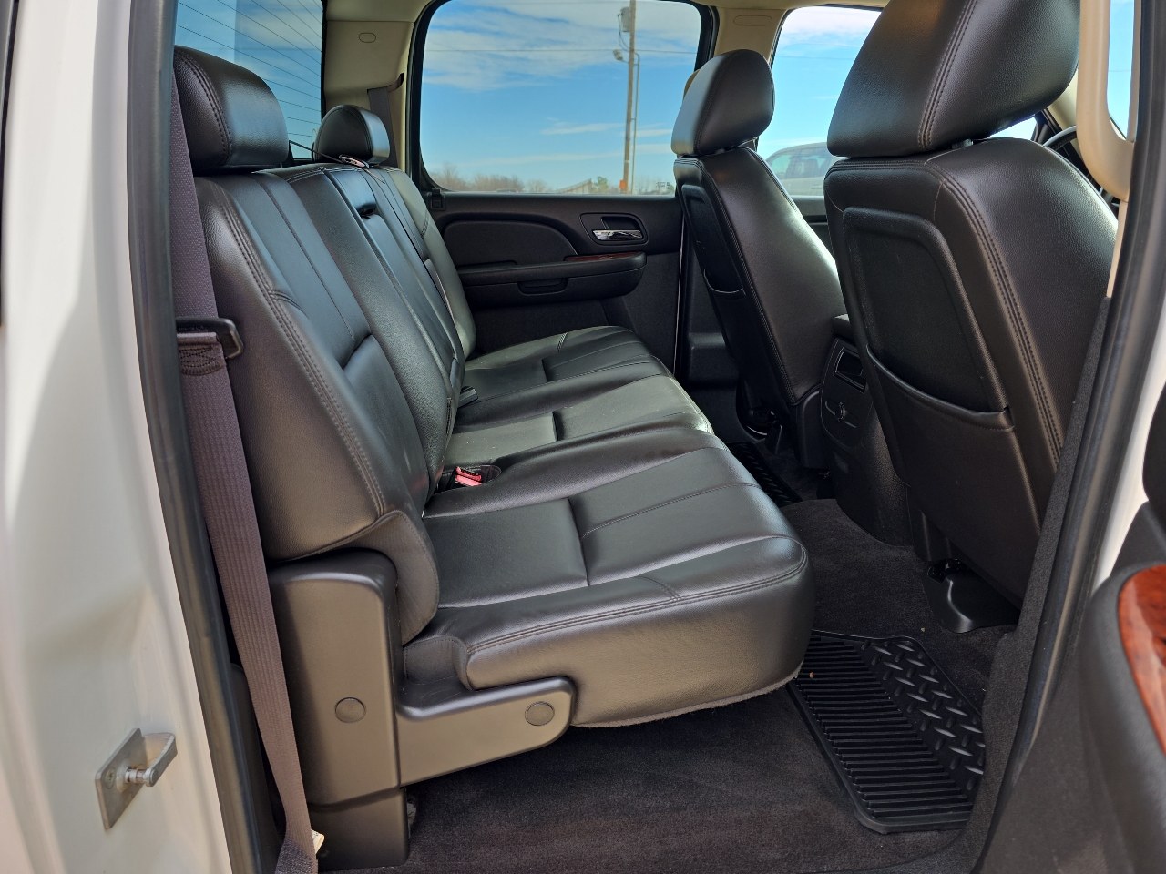 GMC Sierra 2500HD 4WD Crew Cab 153.7" SLT 2011