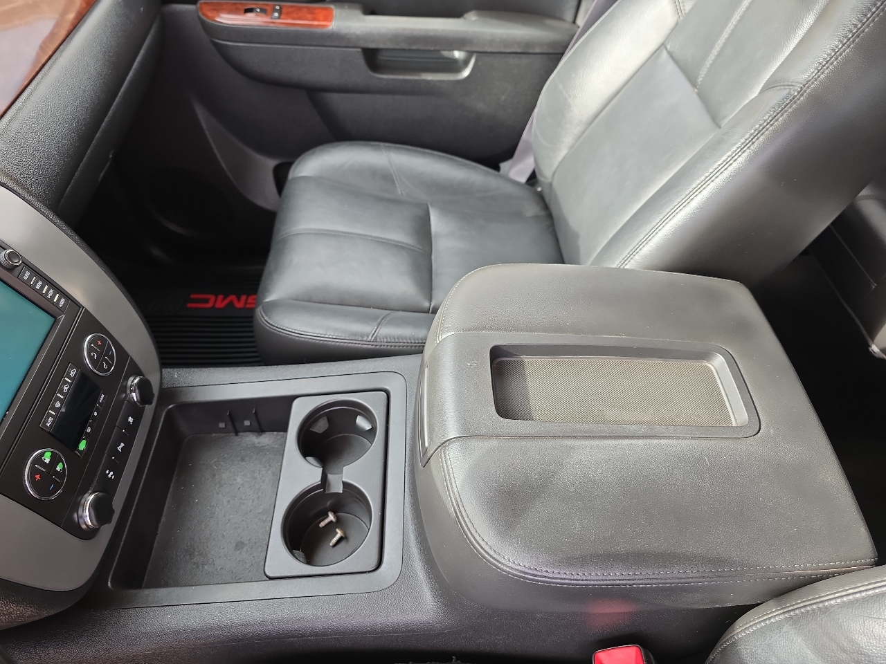 GMC Sierra 2500HD 4WD Crew Cab 153.7" SLT 2011