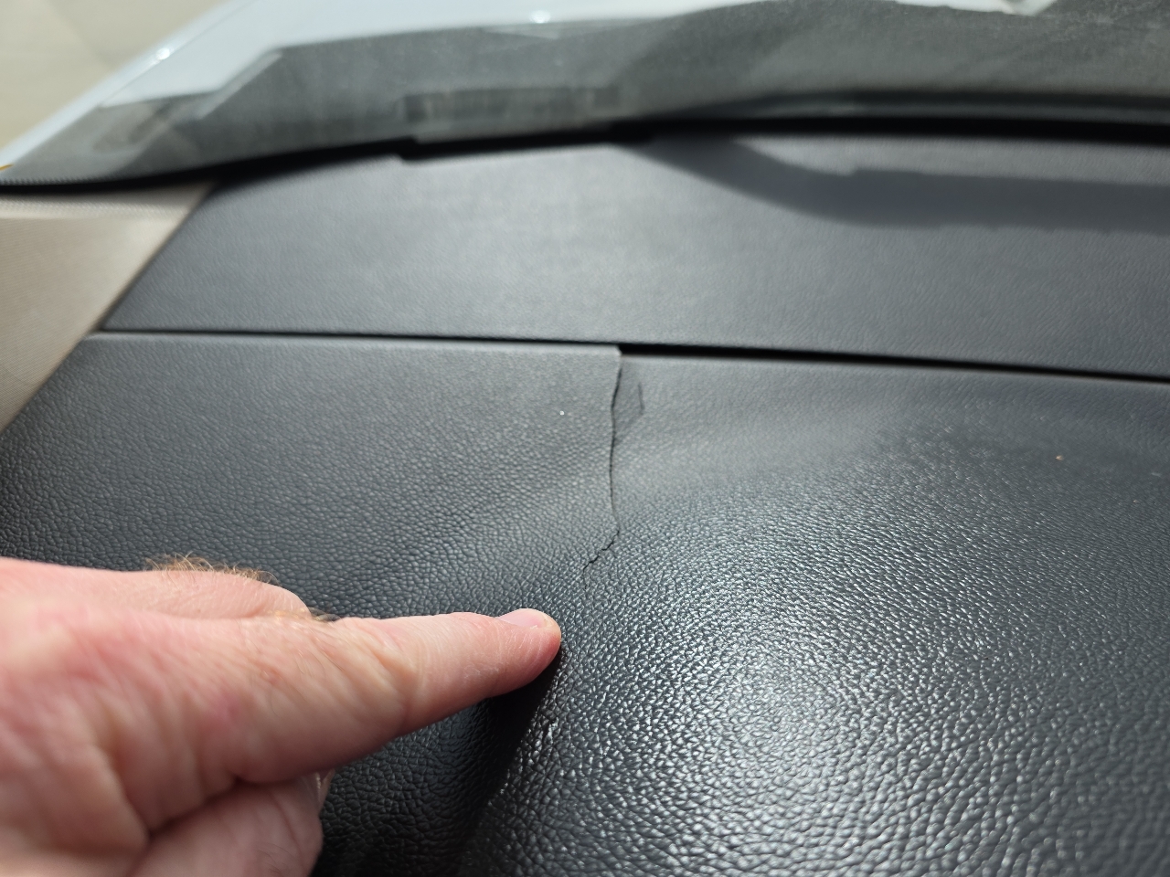 GMC Sierra 2500HD 4WD Crew Cab 153.7" SLT 2011