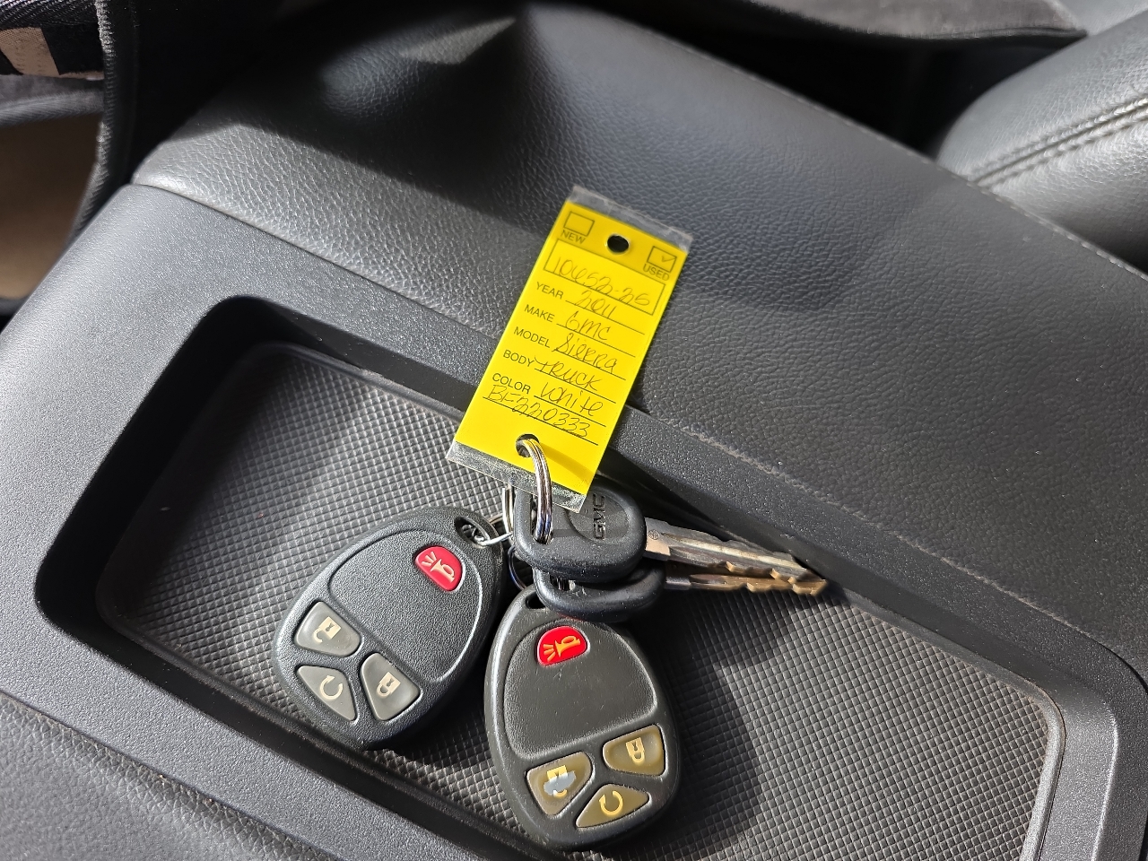 GMC Sierra 2500HD 4WD Crew Cab 153.7" SLT 2011