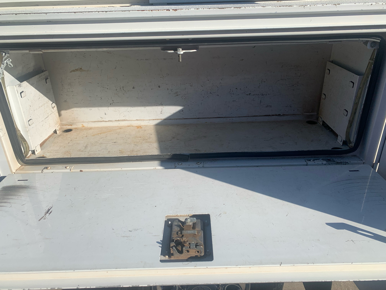 Chevrolet Silverado 2500HD 2WD Reg Cab 133" Work Truck 2008