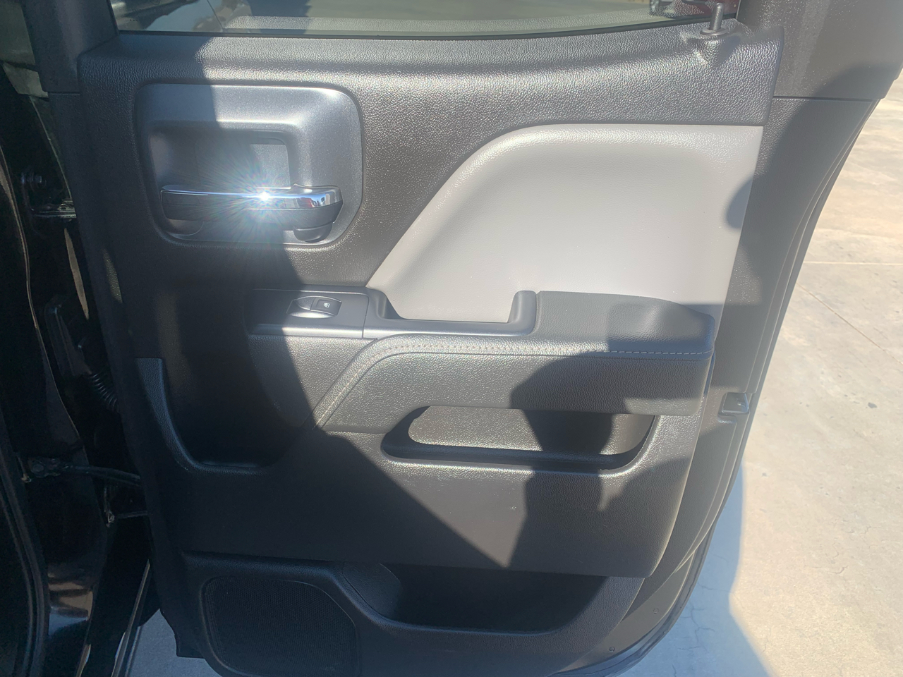 Chevrolet Silverado 1500 2WD Double Cab 143.5" LS 2015