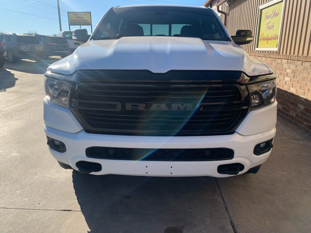 RAM 1500 Big Horn 4x4 Crew Cab 5'7" Box 2021