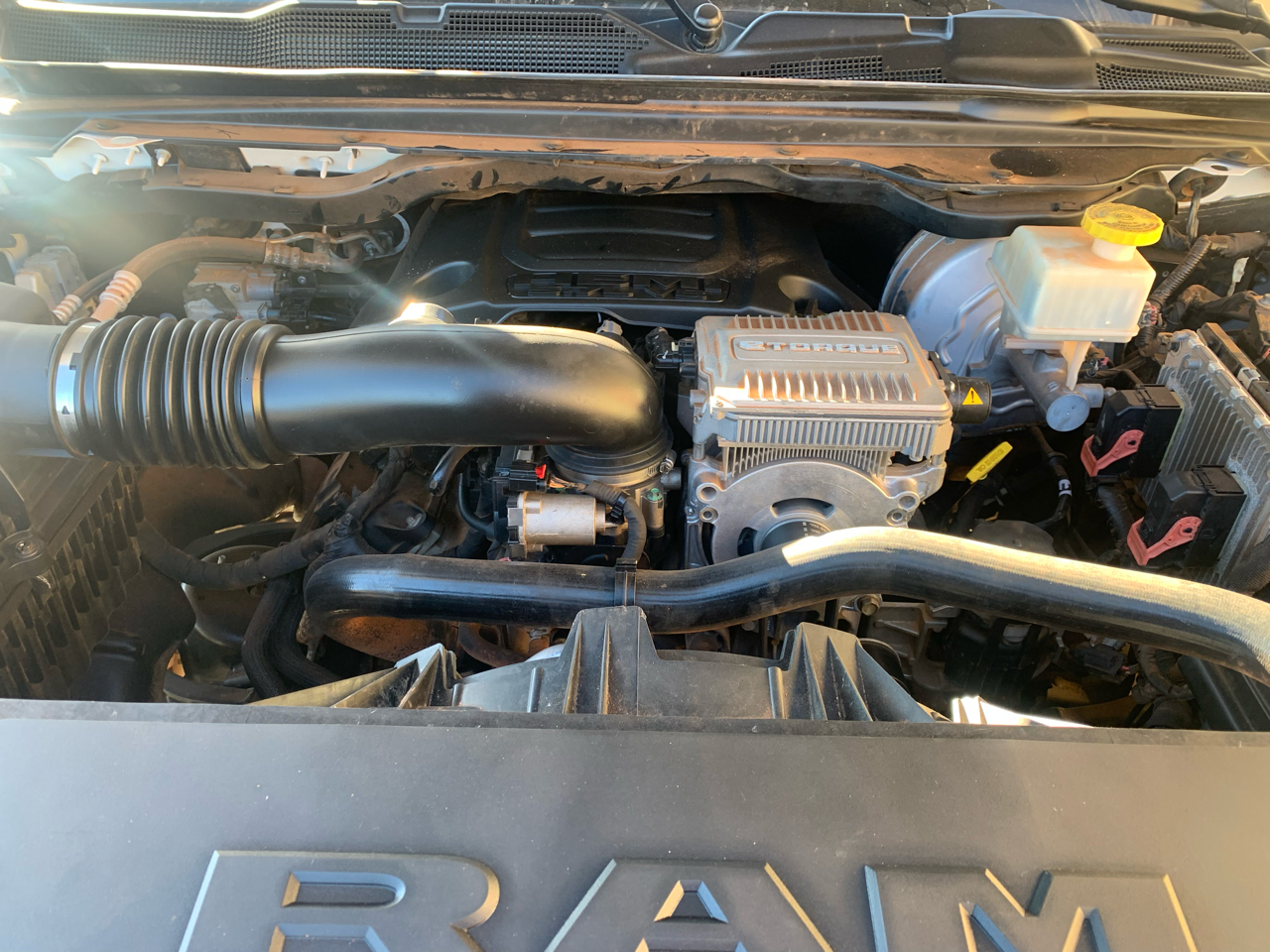 RAM 1500 Big Horn 4x4 Crew Cab 5'7" Box 2021