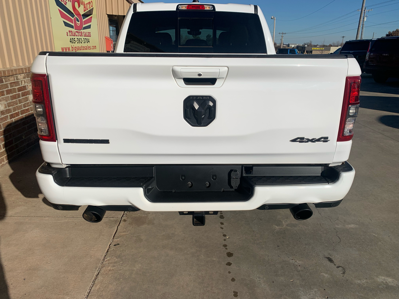 RAM 1500 Big Horn 4x4 Crew Cab 5'7" Box 2021