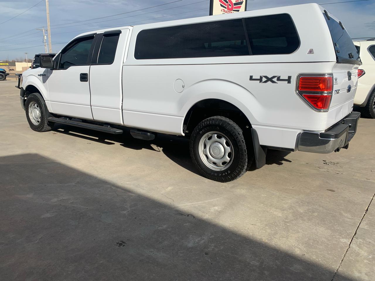 Ford F-150 4WD SuperCab 163" XL 2014