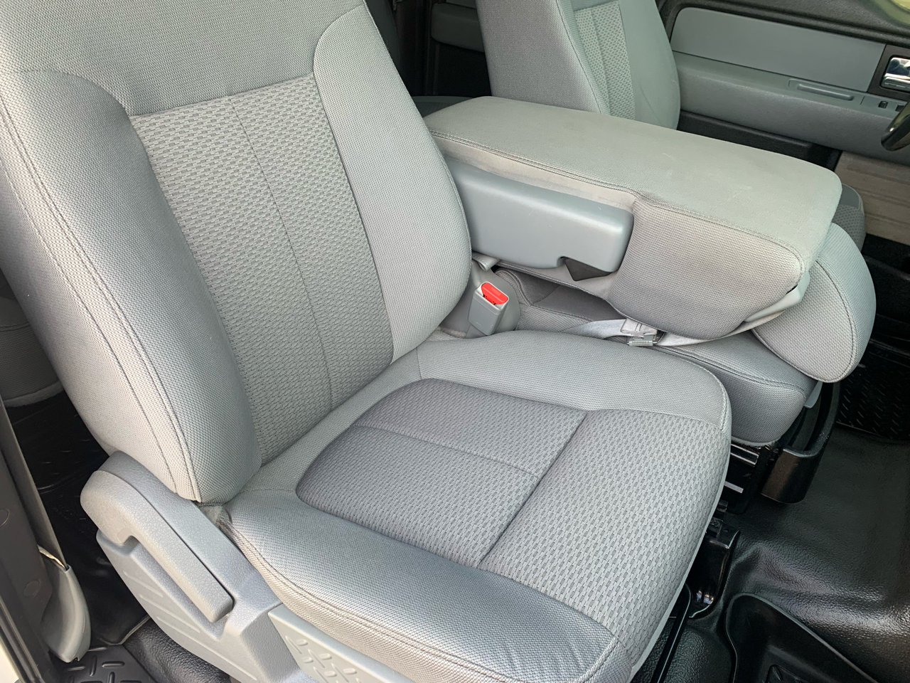 Ford F-150 4WD SuperCab 163" XL 2014