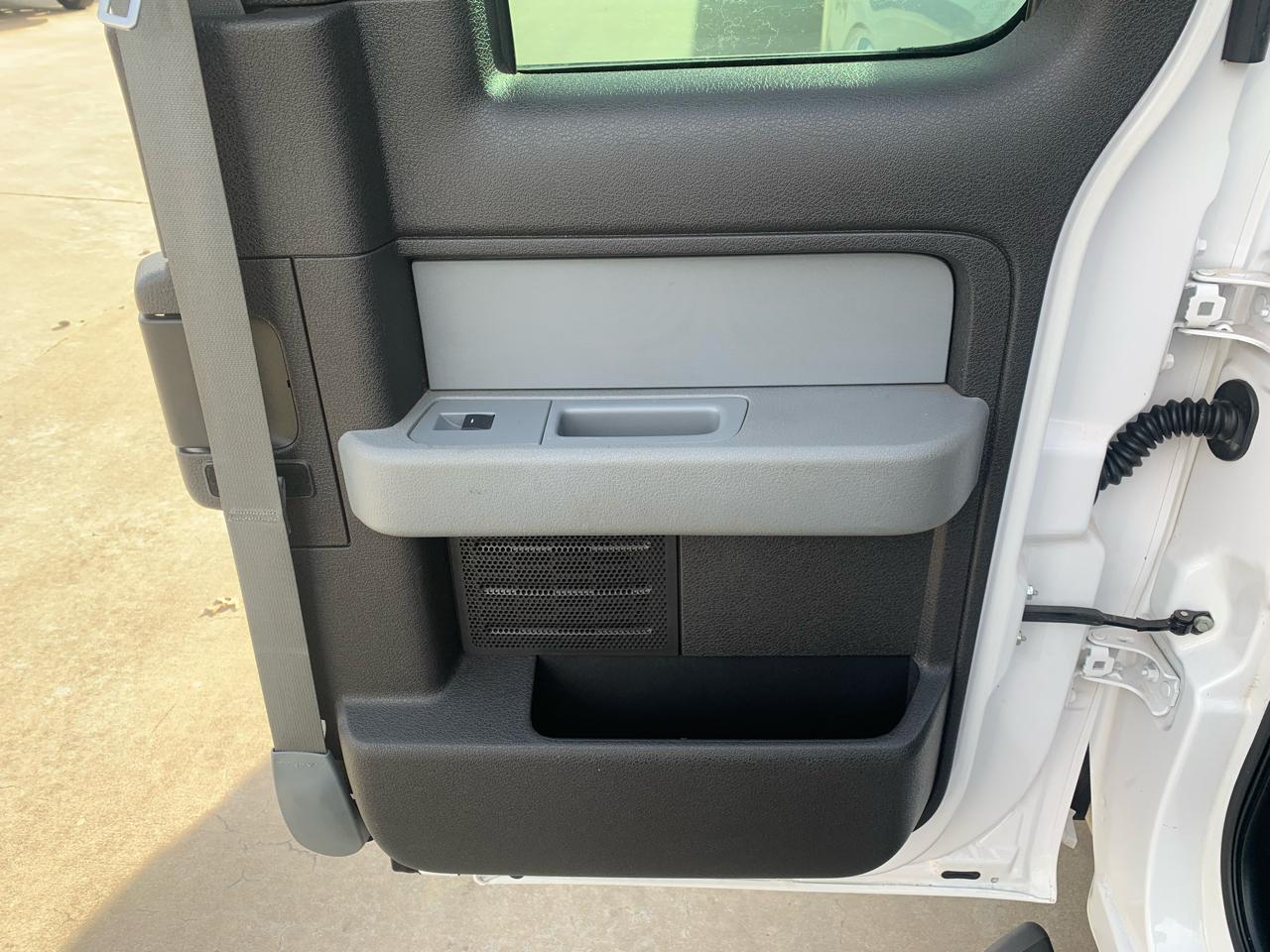 Ford F-150 4WD SuperCab 163" XL 2014