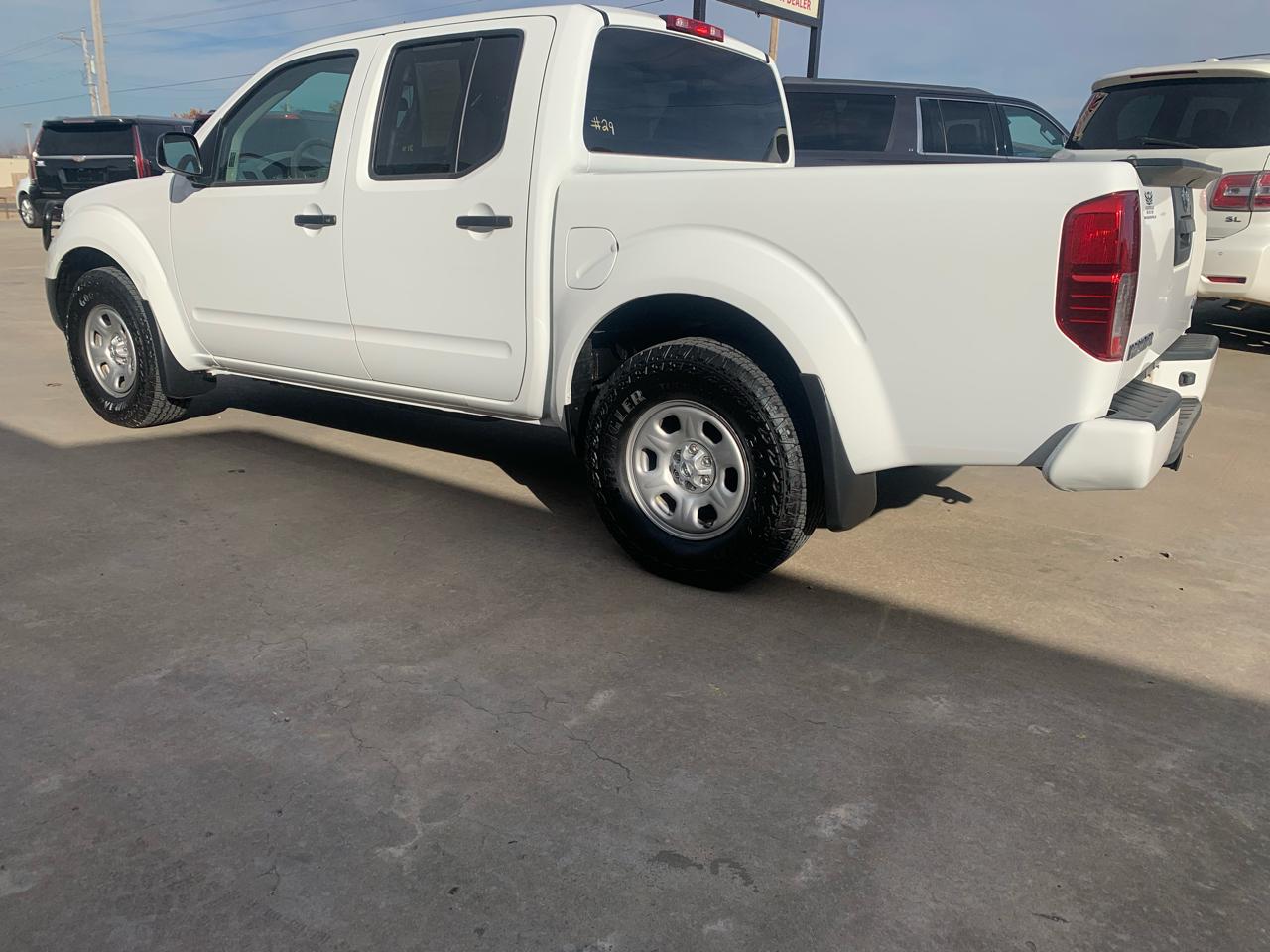 Nissan Frontier Crew Cab 4x4 S Auto 2021
