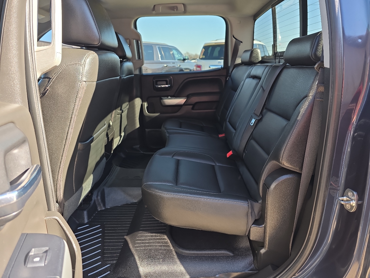 Chevrolet Silverado 1500 4WD Crew Cab 143.5" LTZ w/2LZ 2018