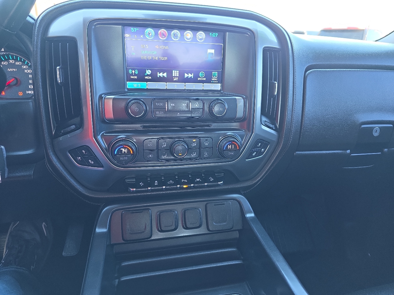 Chevrolet Silverado 1500 4WD Crew Cab 143.5" LTZ w/2LZ 2018