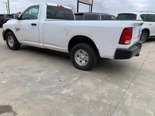 RAM 1500 Classic Tradesman 4x4 Reg Cab 8' Box 2019