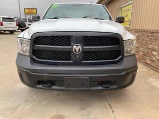 RAM 1500 Classic Tradesman 4x4 Reg Cab 8' Box 2019