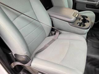 RAM 1500 Classic Tradesman 4x4 Reg Cab 8' Box 2019