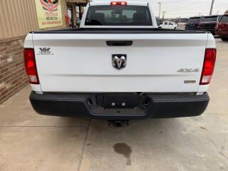 RAM 1500 Classic Tradesman 4x4 Reg Cab 8' Box 2019