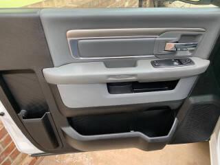 RAM 1500 Classic Tradesman 4x4 Reg Cab 8' Box 2019