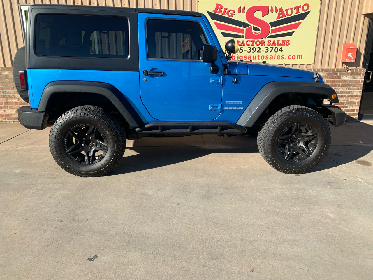 Jeep Wrangler 4WD 2dr Sport 2010