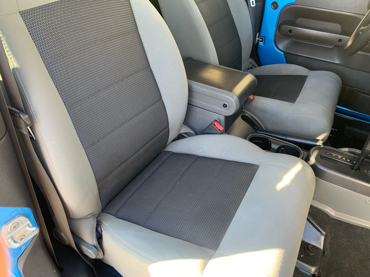 Jeep Wrangler 4WD 2dr Sport 2010