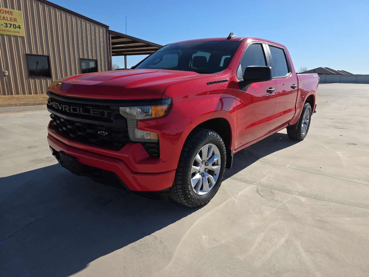 Chevrolet Silverado 1500 4WD Crew Cab 147" Custom 2022