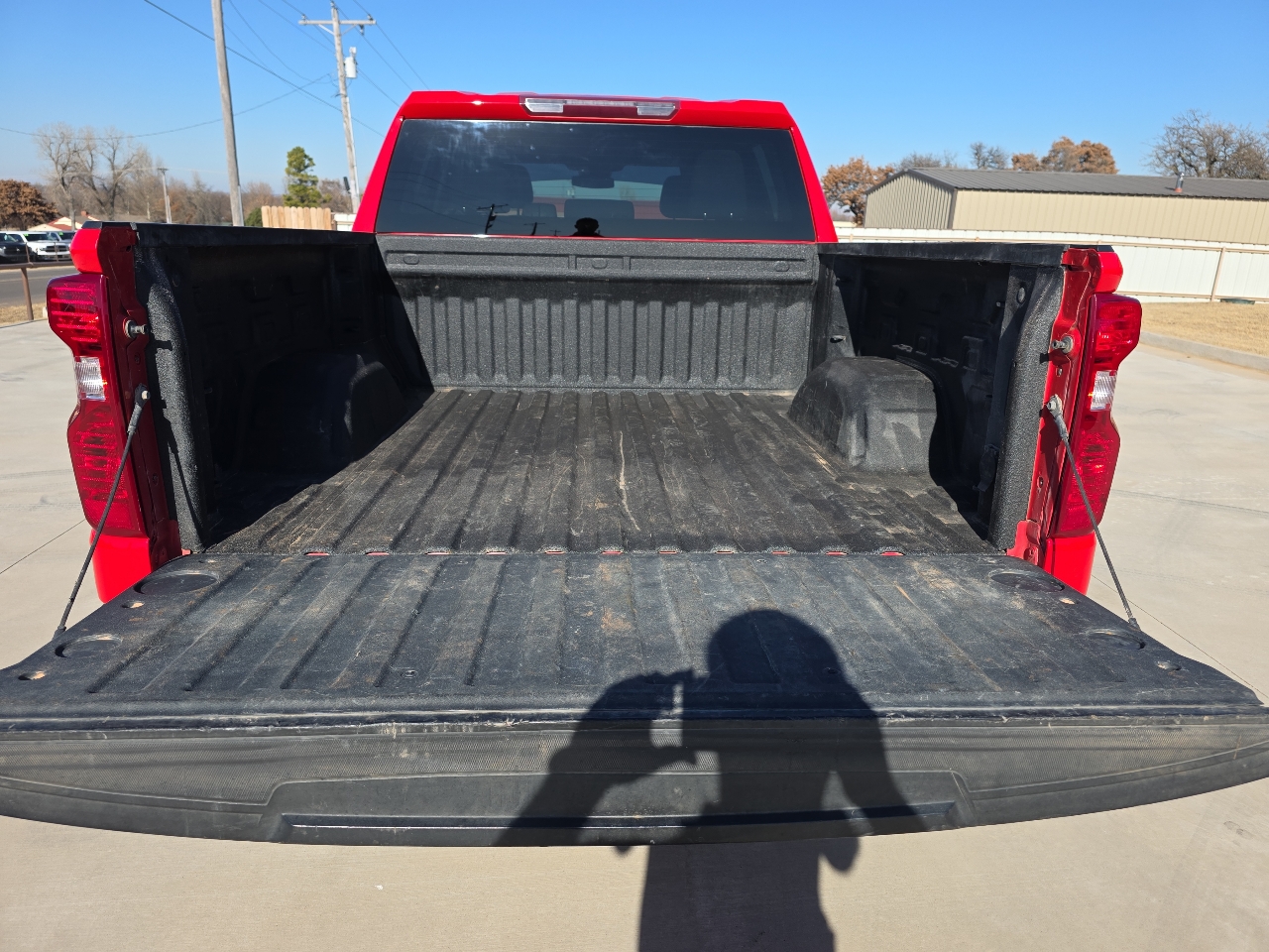 Chevrolet Silverado 1500 4WD Crew Cab 147" Custom 2022