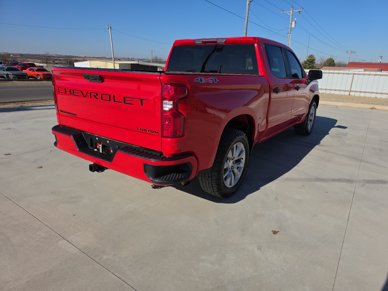 Chevrolet Silverado 1500 4WD Crew Cab 147" Custom 2022