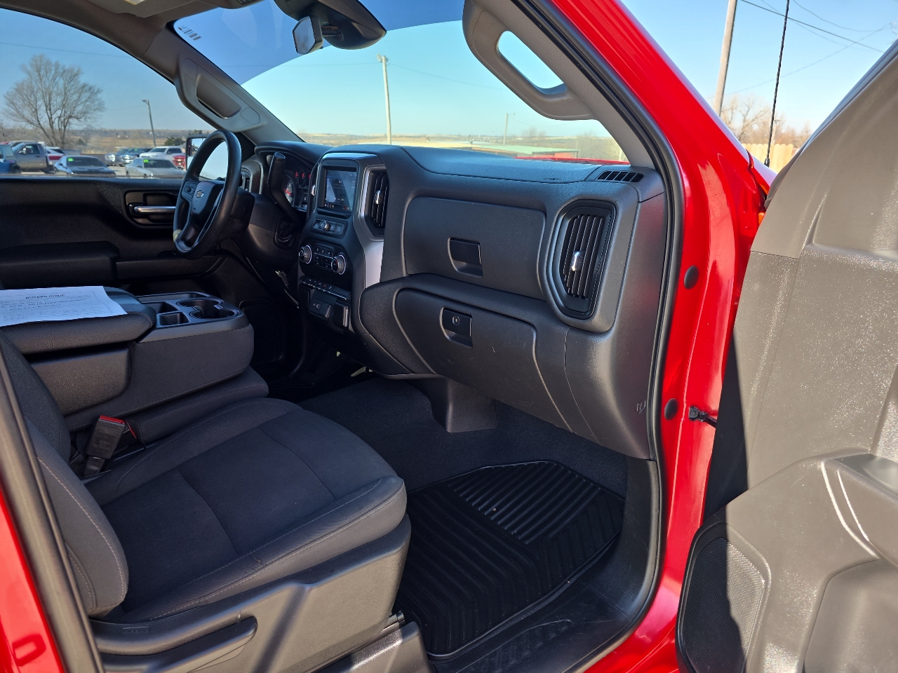 Chevrolet Silverado 1500 4WD Crew Cab 147" Custom 2022