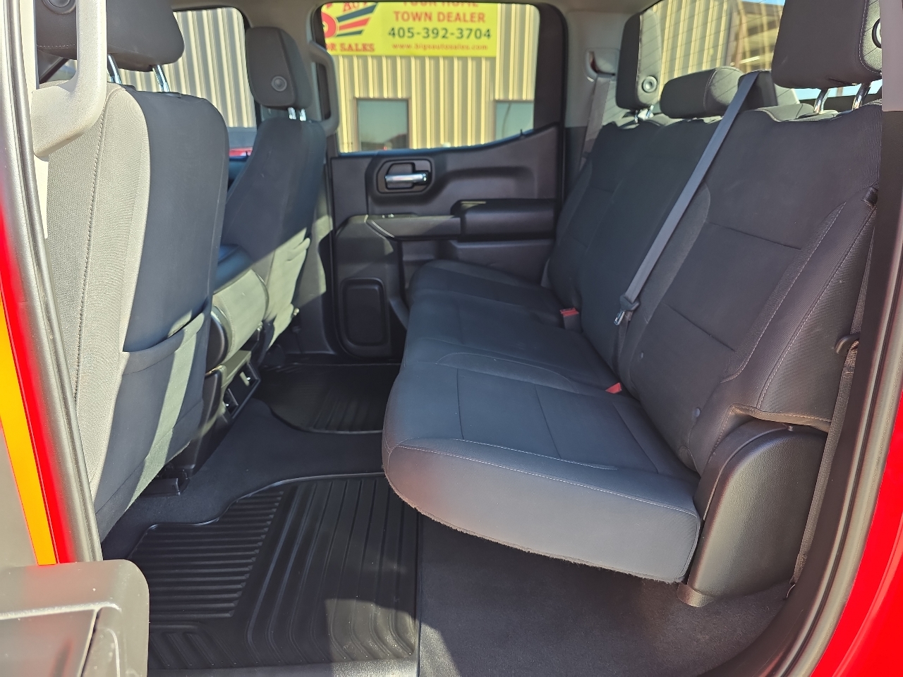 Chevrolet Silverado 1500 4WD Crew Cab 147" Custom 2022