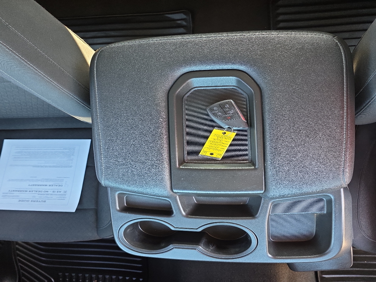 Chevrolet Silverado 1500 4WD Crew Cab 147" Custom 2022