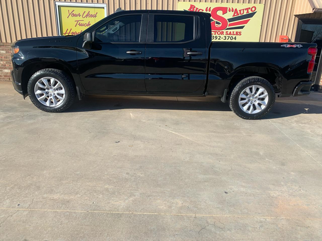 Chevrolet Silverado 1500 4WD Crew Cab 147" Custom 2021