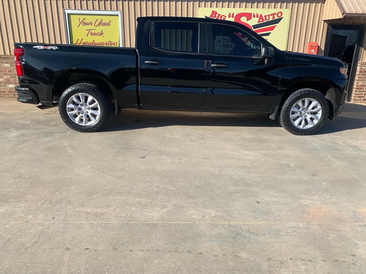 Chevrolet Silverado 1500 4WD Crew Cab 147" Custom 2021