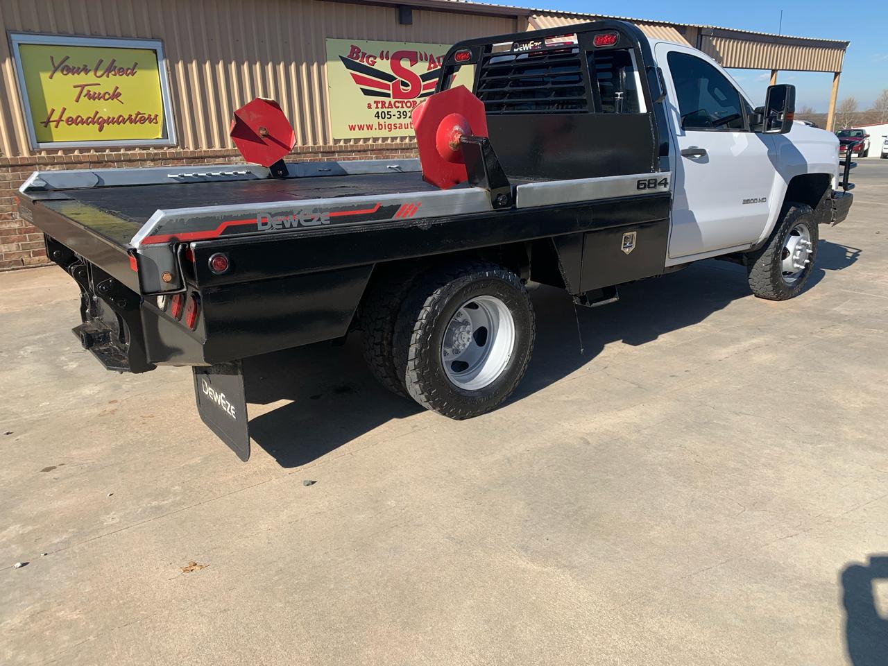 Chevrolet Silverado 3500HD 4WD Reg Cab 137.5" WB, 59.06" CA WT 2018