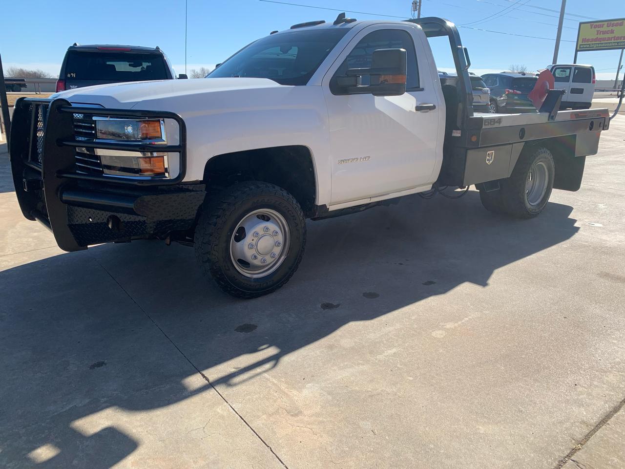 Chevrolet Silverado 3500HD 4WD Reg Cab 137.5" WB, 59.06" CA WT 2018