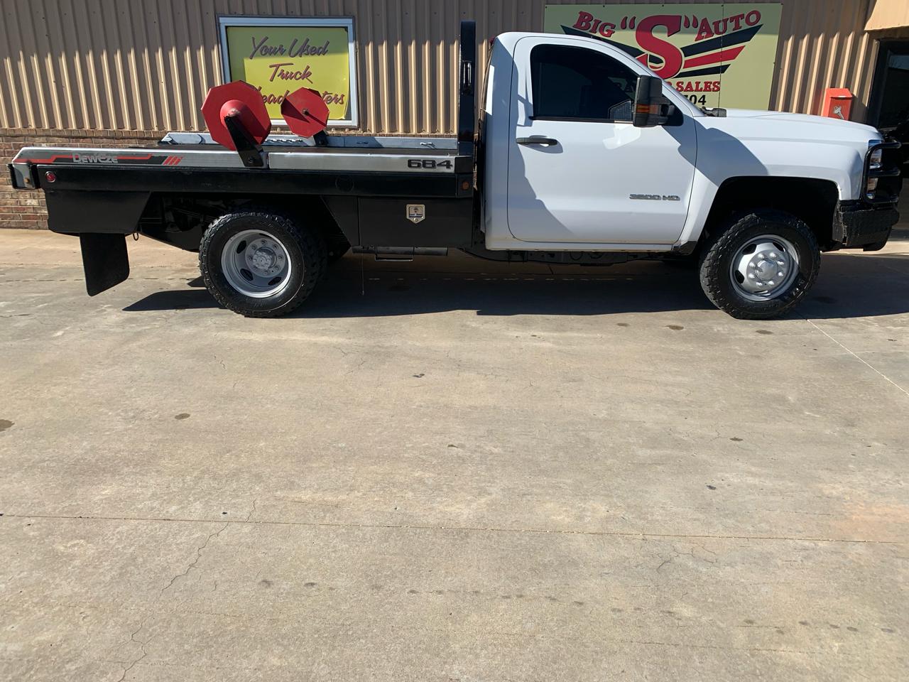 Chevrolet Silverado 3500HD 4WD Reg Cab 137.5" WB, 59.06" CA WT 2018