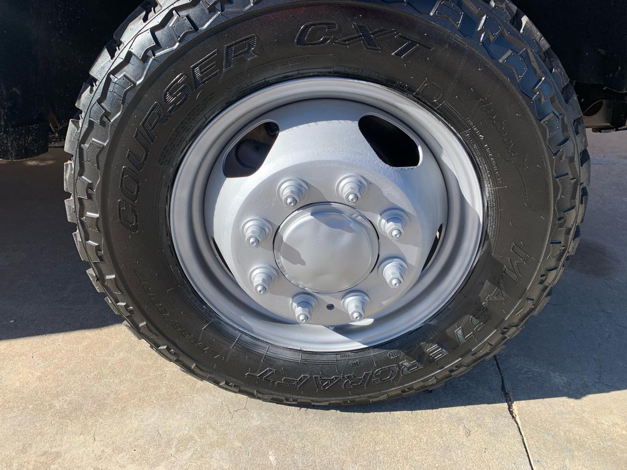 Chevrolet Silverado 3500HD 4WD Reg Cab 137.5" WB, 59.06" CA WT 2018