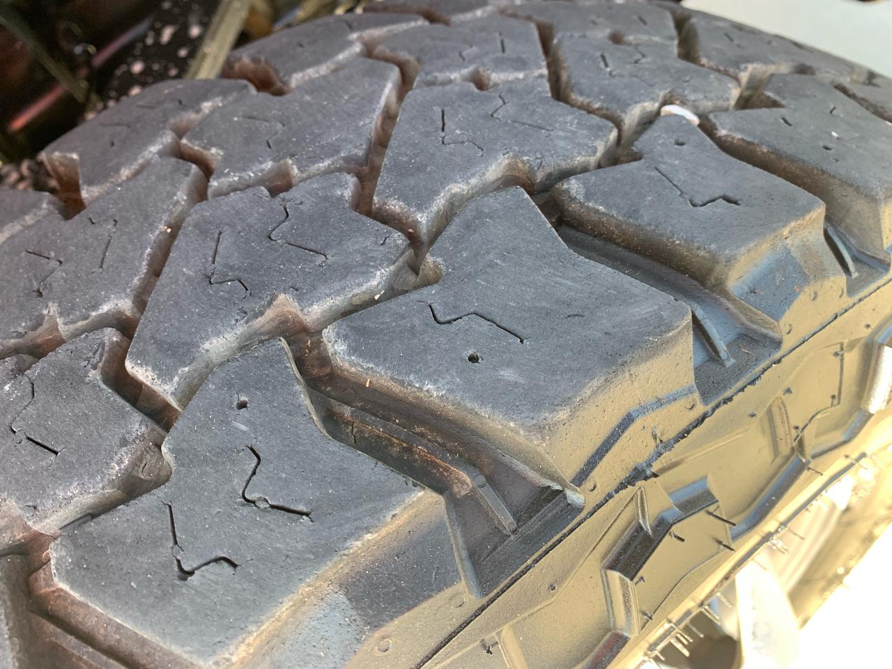 Chevrolet Silverado 3500HD 4WD Reg Cab 137.5" WB, 59.06" CA WT 2018