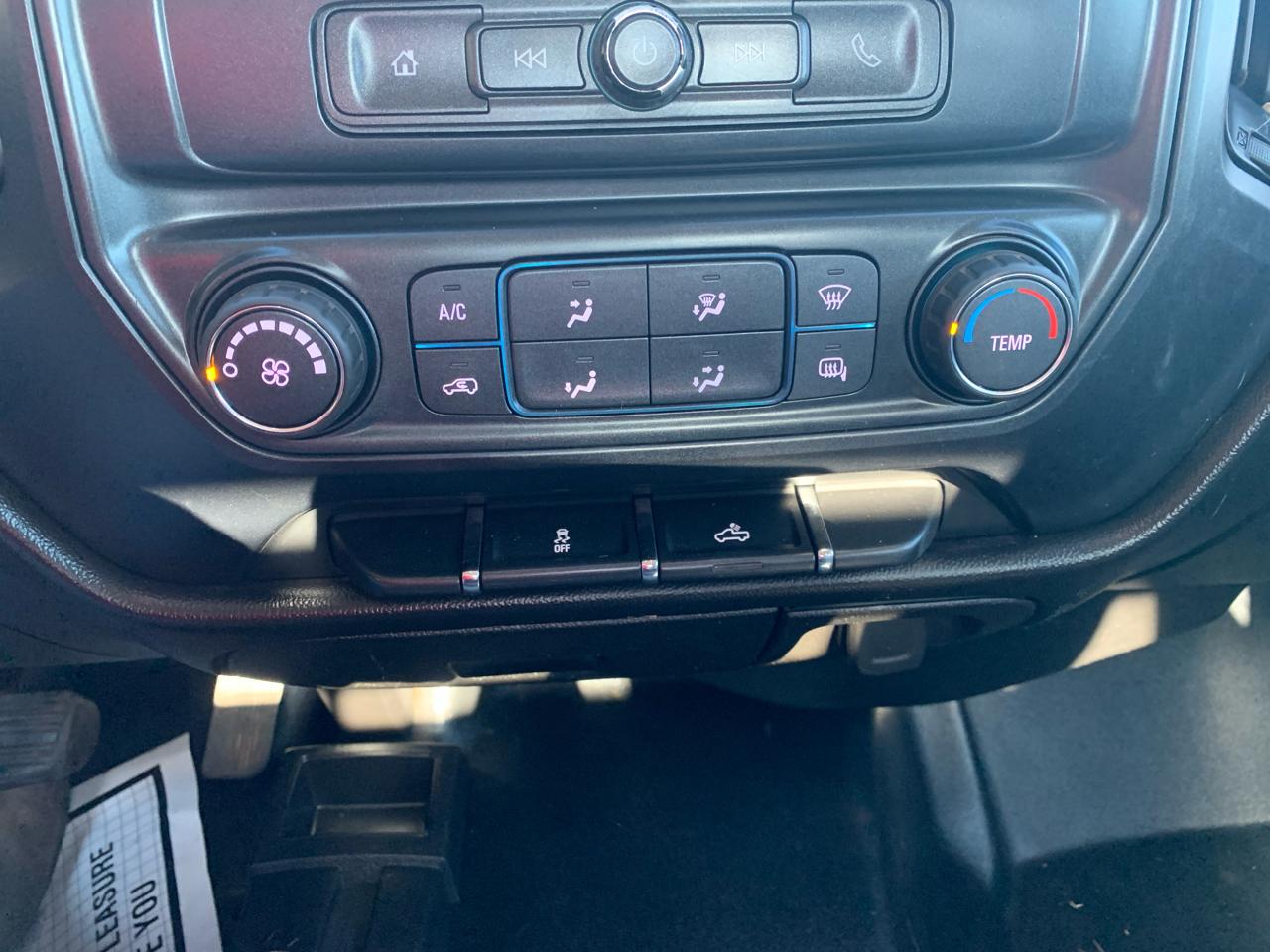 Chevrolet Silverado 3500HD 4WD Reg Cab 137.5" WB, 59.06" CA WT 2018