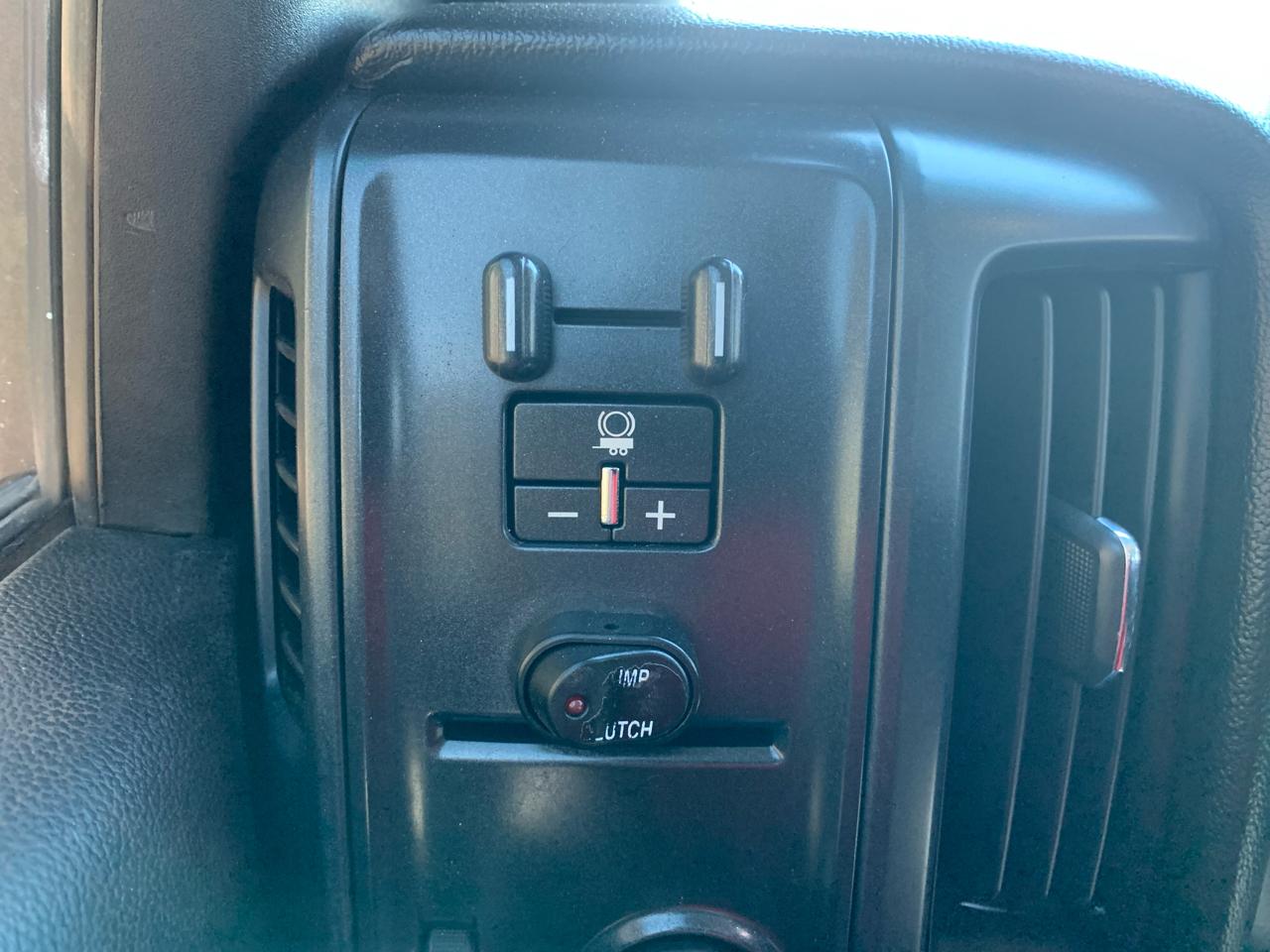 Chevrolet Silverado 3500HD 4WD Reg Cab 137.5" WB, 59.06" CA WT 2018